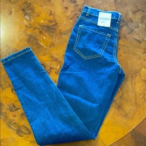 Brand new with tags Forever 21 highwaist Jeans